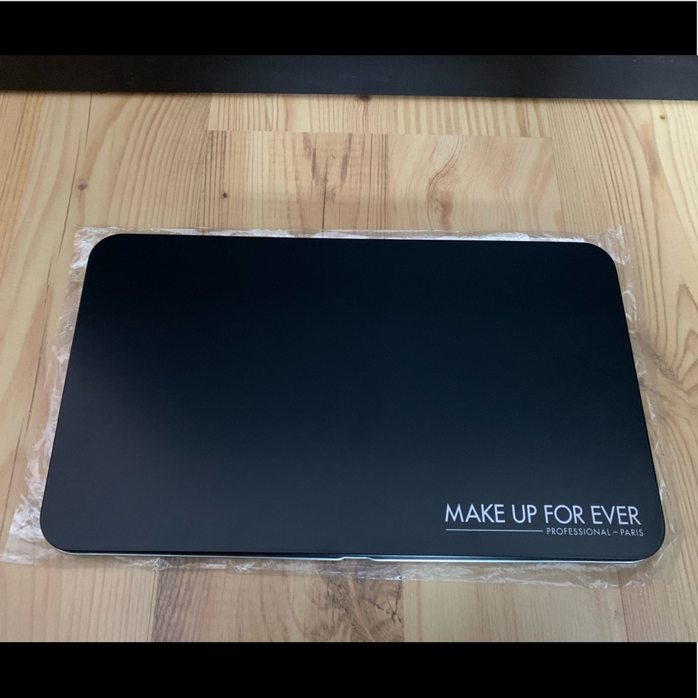 Makeup Forever Magnetic Palette